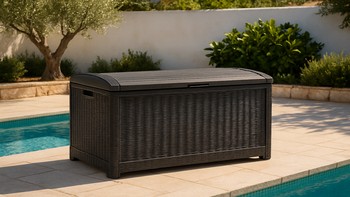 Havuz oyuncakları için saklama kutusu ve düzenli köşe